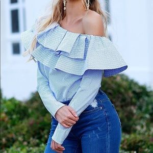 LUXE by Stylekeepers ruffle blouse